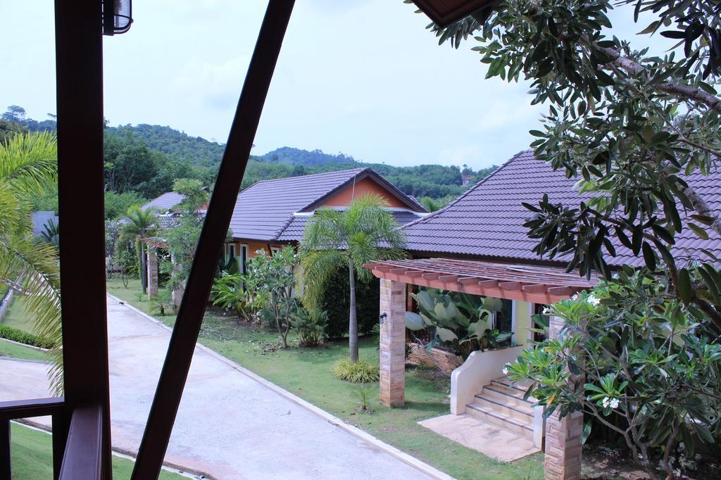 มาย ลันตา วิลเลจ Hotel เกาะลันตา ภายนอก รูปภาพ